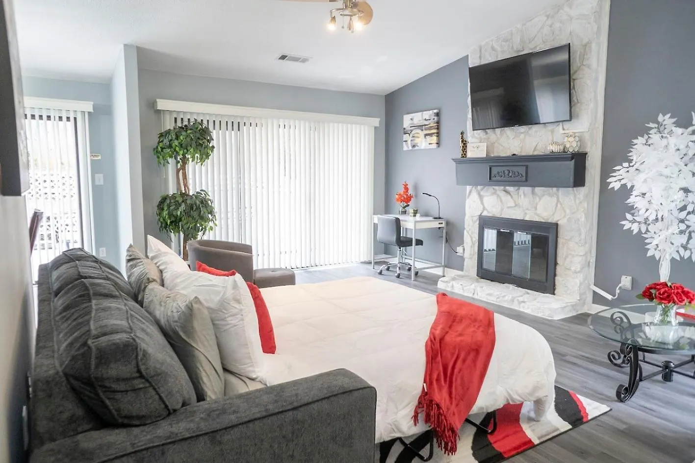 Cozy Home, 10 Minutes Away From Downtown Charlotte 0*,