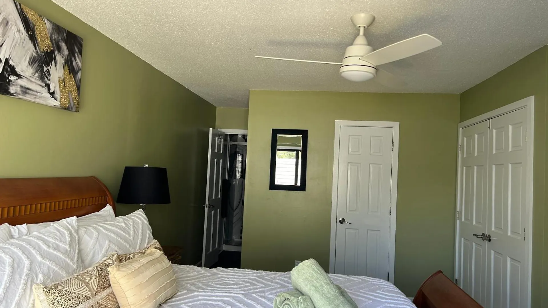 Villa Cozy Home, 10 Minutes Away From Downtown Charlotte